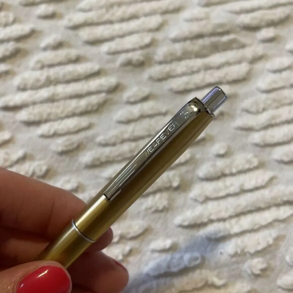 N/A gold tone